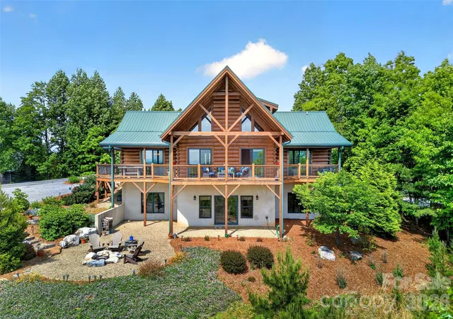 Homes for sale in Nebo, NC | 217 Summit Dr, Nebo, NC 28761 | MLS# 4376943
