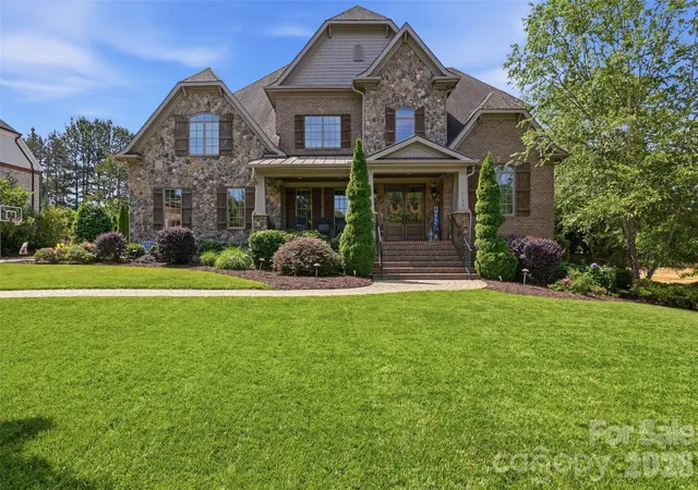 Homes for sale in Indian Land, SC | 7434 Barrington Ridge Dr, Indian Land, SC 29707 | MLS# 4376962