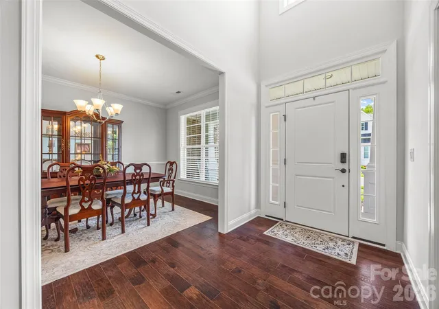 Homes for sale in Tega Cay, SC | 323 Forsythia Ln, Tega Cay, SC 29708 | MLS# 4377014