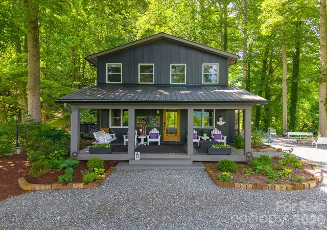Homes for sale in Sylva, NC | 75 Mountain View Rd, Sylva, NC 28779 | MLS# 4377022