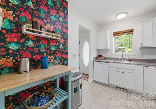 5th image of 77 Lees Creek Rd, Asheville, NC 28806 | MLS# 4377048