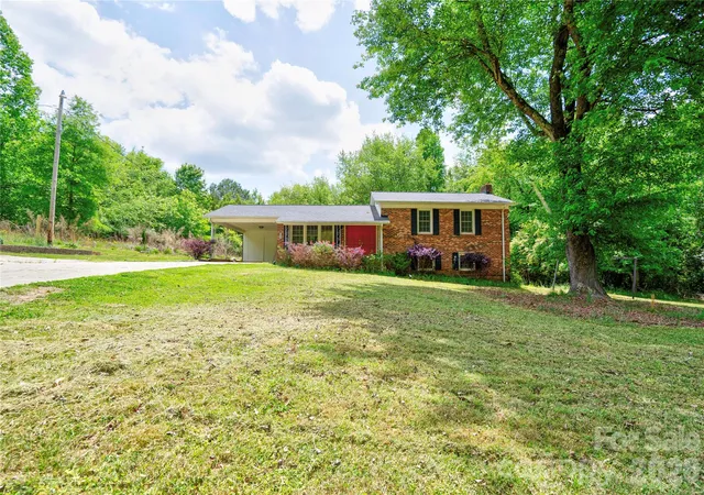 1st image of 111 Harbor Point Dr, Cherryville, NC 28021 | MLS# 4377060