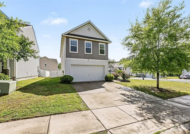 Photo 2 of Single family home for sale at 1253 Ettrick Ave, Rock Hill, SC 29732 | MLS# 4377062 | Listing updated on 2026-09-13