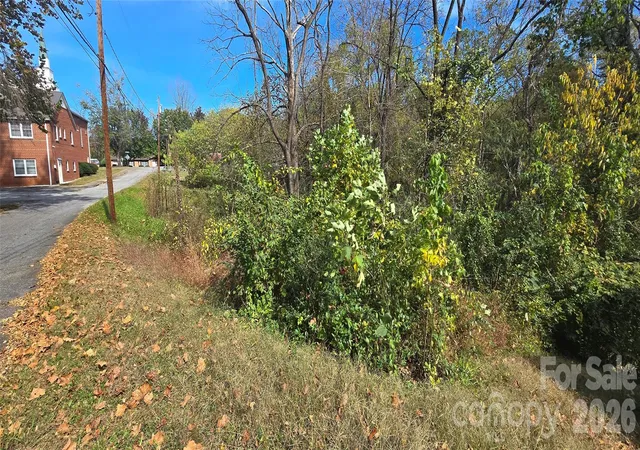 Photo 1 of Land for sale at 520 Healan Pl Nw, Lenoir, NC 28645 | MLS# 4377071 | Listing updated on 2026-09-25
