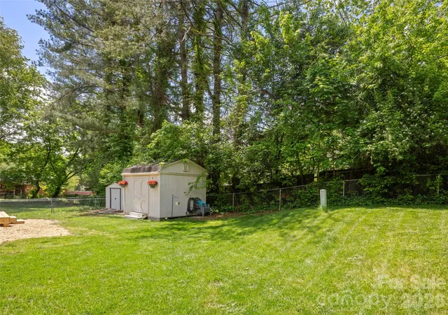 18th image of 224 Clover Dr, Fletcher, NC 28732 | MLS# 4377106