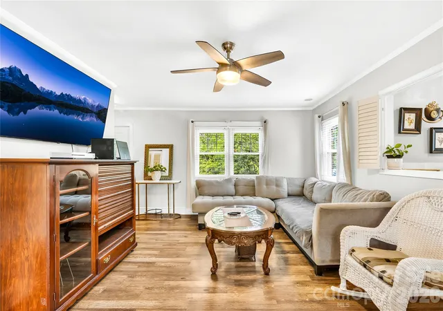 4th image of 145 Driftwood Dr, Mooresville, NC 28117 | MLS# 4377129
