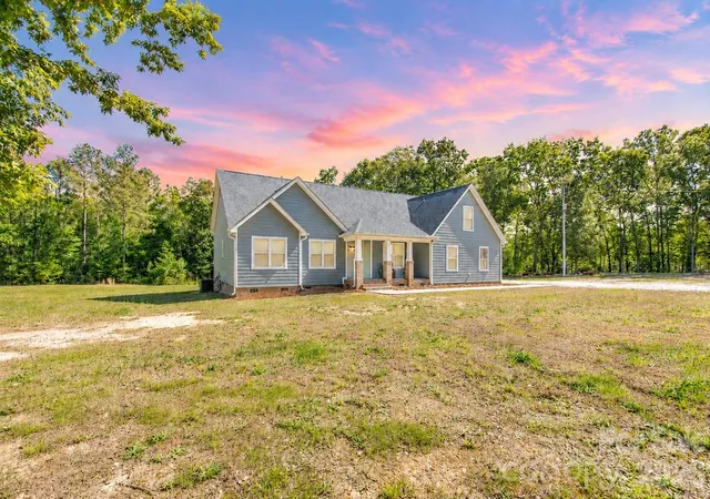 Photo 1 of Single family home for sale at 4335 Palmer Lloyd Rd, Lancaster, SC 29720 | MLS# 4377135 | Listing updated on 2026-08-31