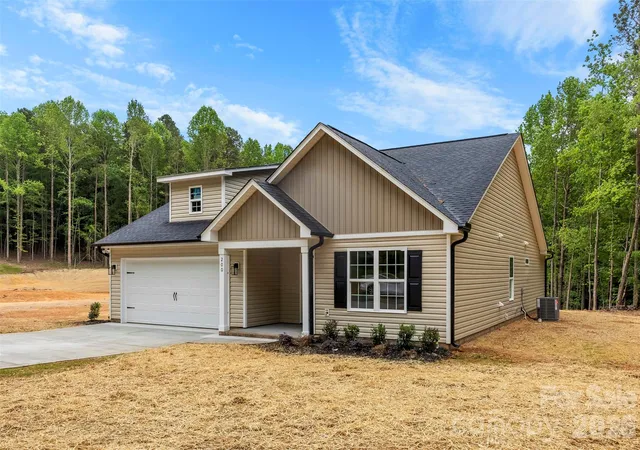 3rd image of 200 Knollwood Cir, Albemarle, NC 28001 | MLS# 4377154