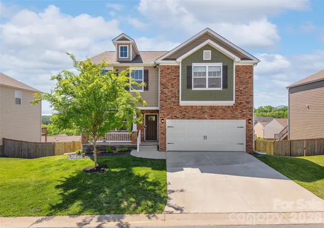 Photo 1 of Single family home for sale at 348 Tavernier Ln, Candler, NC 28715 | MLS# 4377165 | Listing updated on 2026-09-13