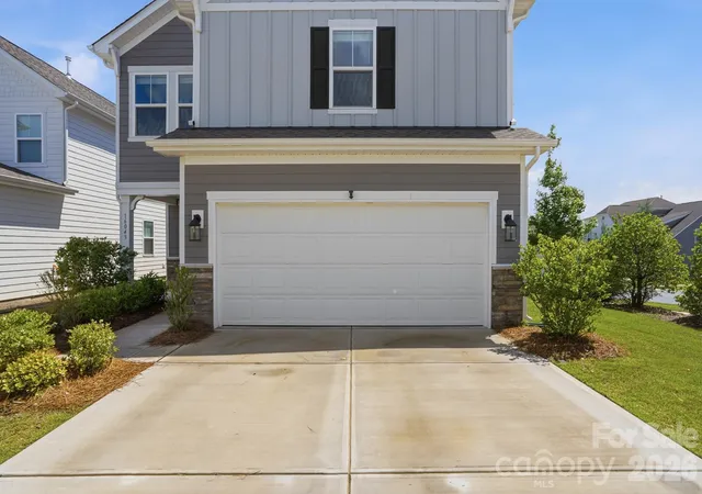 4th image of 16043 River Tree Ln, Charlotte, NC 28278 | MLS# 4377197
