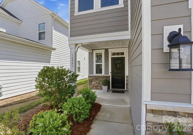 5th image of 16043 River Tree Ln, Charlotte, NC 28278 | MLS# 4377197