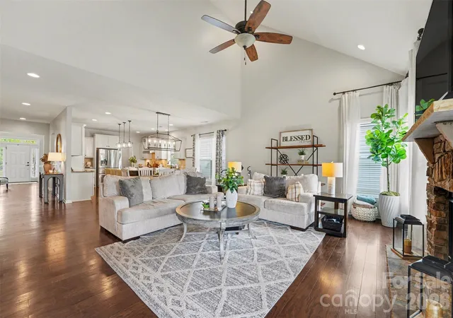 5th image of 13324 Union Square Dr, Huntersville, NC 28078 | MLS# 4377213