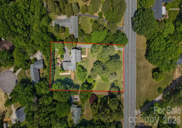 Photo 3 of Single family home for sale at 2403 E Innes St, Salisbury, NC 28146 | MLS# 4377227 | Listing updated on 2026-09-30
