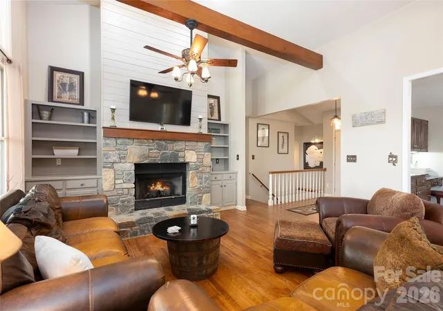 Photo 5 of Single family home for sale at 516 Cherokee Tr, Lake Toxaway, NC 28747 | MLS# 4377271 | Listing updated on 2026-05-03