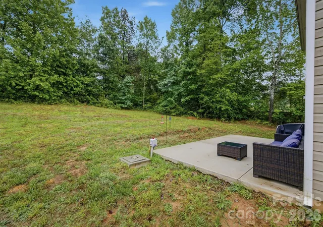 5th image of 1916 Country Wy, Hickory, NC 28601 | MLS# 4377335