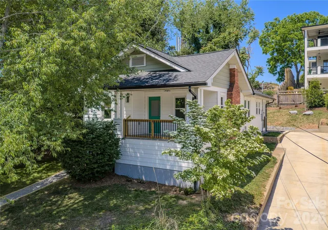 1st image of 26 Henrietta St, Asheville, NC 28801 | MLS# 4377356