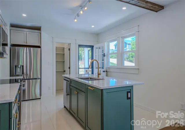 5th image of 26 Henrietta St, Asheville, NC 28801 | MLS# 4377356