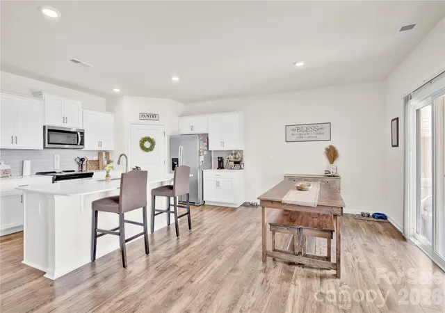 Homes for sale in Statesville, NC | 154 Old Home Rd, Statesville, NC 28677 | MLS# 4377362
