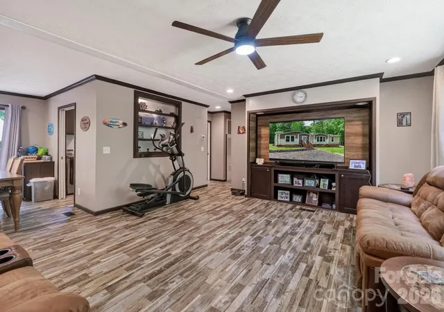 Photo 3 of Single family home for sale at 4142 Musket Hl Rd, Sharon, SC 29742 | MLS# 4377386 | Listing updated on 2026-07-18