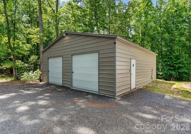 Photo 4 of Single family home for sale at 4142 Musket Hl Rd, Sharon, SC 29742 | MLS# 4377386 | Listing updated on 2026-07-18