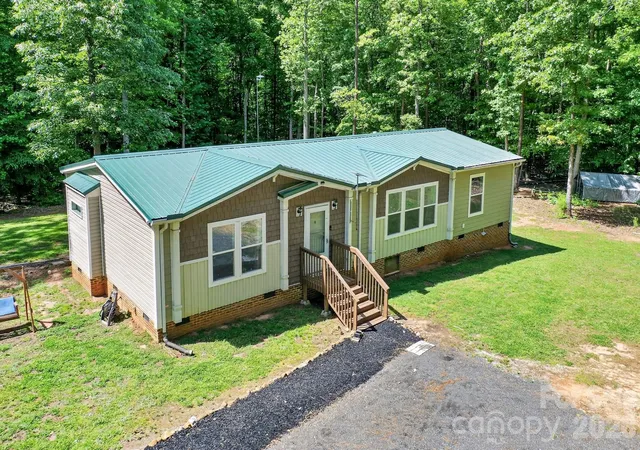 Photo 1 of Single family home for sale at 4142 Musket Hl Rd, Sharon, SC 29742 | MLS# 4377386 | Listing updated on 2026-07-18