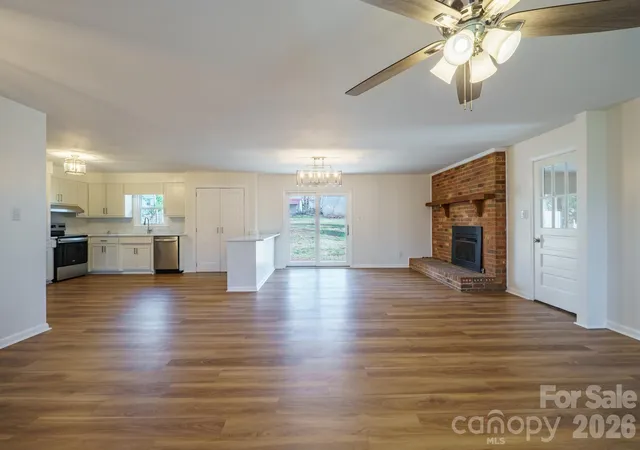 Homes for sale in Lincolnton, NC | 1254 Huckleberry Dr, Lincolnton, NC 28092 | MLS# 4377387