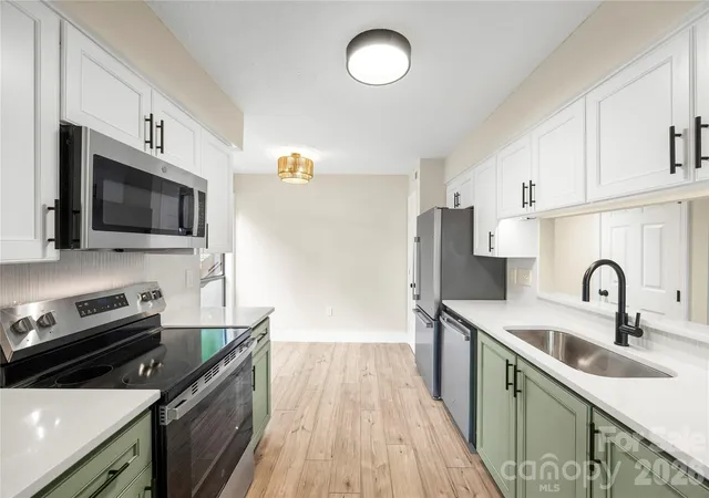 3rd image of 7204 Winery Ln, Charlotte, NC 28227 | MLS# 4377469