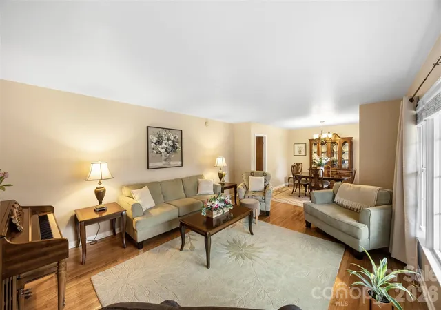 Photo 3 of Single family home for sale at 1254 Churchill Dr, Gastonia, NC 28054 | MLS# 4377477 | Listing updated on 2026-10-03