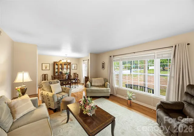 Photo 4 of Single family home for sale at 1254 Churchill Dr, Gastonia, NC 28054 | MLS# 4377477 | Listing updated on 2026-10-03