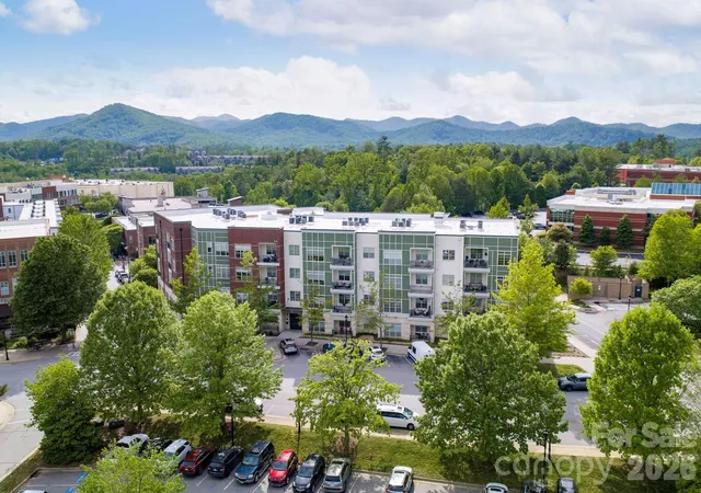 3rd image of 42 Schenck Pkwy #106, Asheville, NC 28803 | MLS# 4377508