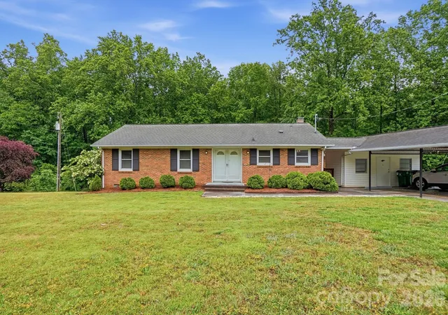 1st image of 6704 Alanbrook Rd, Charlotte, NC 28215 | MLS# 4377536