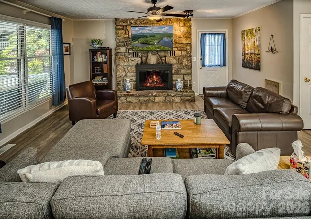 Photo 3 of Single family home for sale at 38 Rocky Meadows Rd, Newland, NC 28657 | MLS# 4377593 | Listing updated on 2026-10-07