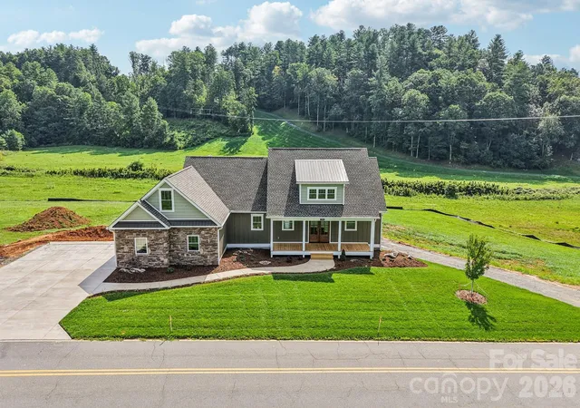 Photo 1 of Single family home for sale at 1060 California Crk Rd, Mars Hill, NC 28754 | MLS# 4377594 | Listing updated on 2026-09-03