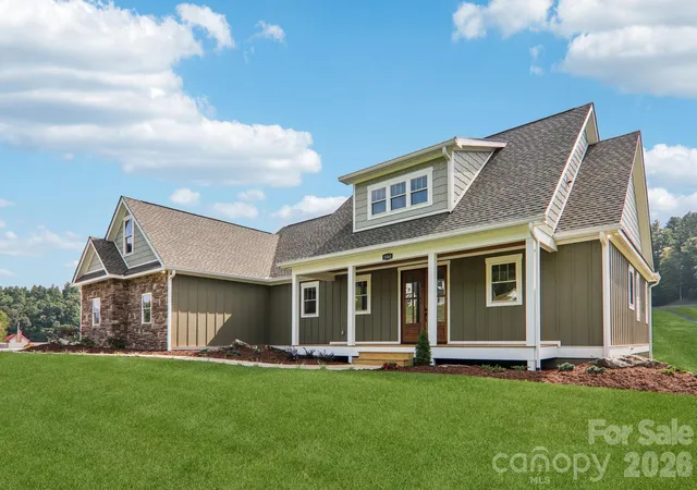 Photo 2 of Single family home for sale at 1060 California Crk Rd, Mars Hill, NC 28754 | MLS# 4377594 | Listing updated on 2026-09-03