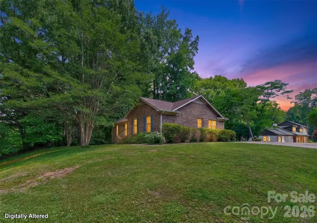 Photo 1 of Single family home for sale at 104 Hallett St, Fort Mill, SC 29715 | MLS# 4377654 | Listing updated on 2026-06-25