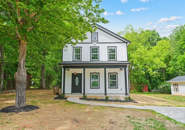 Photo 1 of Single family home for sale at 319 Grice St, Shelby, NC 28150 | MLS# 4377750 | Listing updated on 2026-05-08