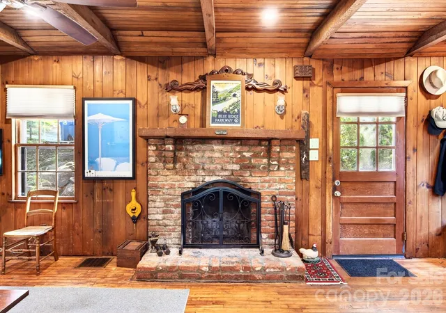 Photo 4 of Single family home for sale at 126 Maney Ave, Asheville, NC 28804 | MLS# 4377780 | Listing updated on 2026-10-06