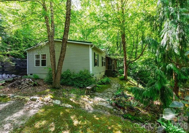 image of 159 Marcellina Dr, Fairview, NC 28730 | MLS# 4377799