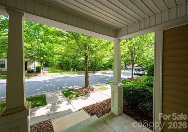3rd image of 17439 Caldwell Track Dr, Cornelius, NC 28031 | MLS# 4377822