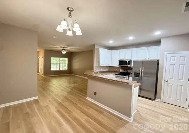 5th image of 17439 Caldwell Track Dr, Cornelius, NC 28031 | MLS# 4377822