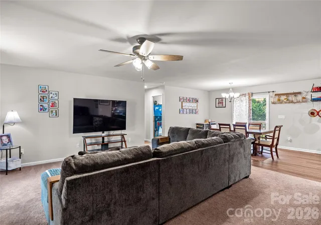 Homes for sale in Statesville, NC | 104 Sandtrap Dr, Statesville, NC 28677 | MLS# 4377839