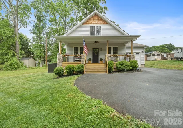 Homes for sale in Lincolnton, NC | 2029 Bost St, Lincolnton, NC 28092 | MLS# 4377840