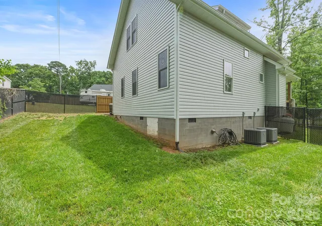 Homes for sale in Lincolnton, NC | 2029 Bost St, Lincolnton, NC 28092 | MLS# 4377840
