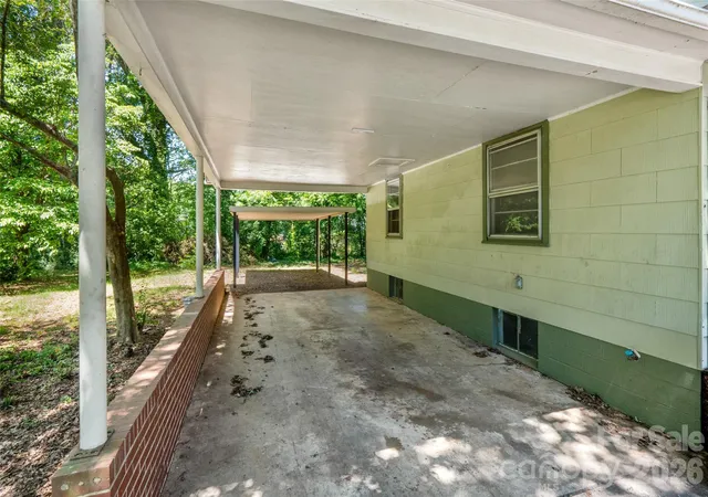 Homes for sale in Statesville, NC | 412 Eastside Dr, Statesville, NC 28625 | MLS# 4377869