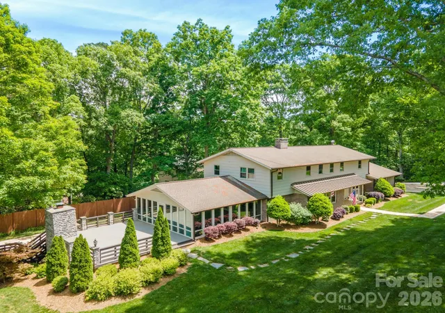 3rd image of 240 36Th Avenue Cir Nw, Hickory, NC 28601 | MLS# 4377946