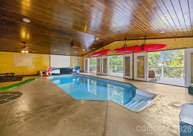 3rd image of 13934 Kings Carriage Ln, Charlotte, NC 28278 | MLS# 4377968