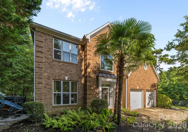 45th image of 13934 Kings Carriage Ln, Charlotte, NC 28278 | MLS# 4377968