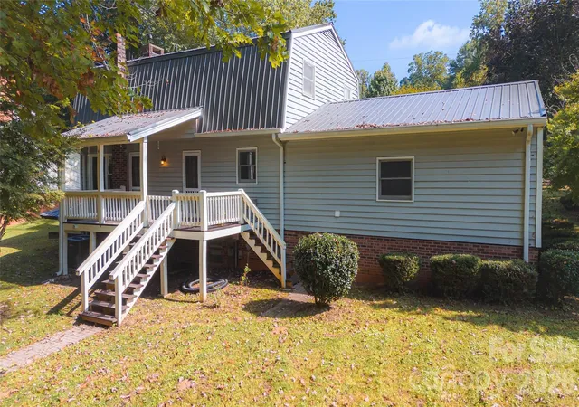 5th image of 307 Maplewood Dr, Morganton, NC 28655 | MLS# 4377970