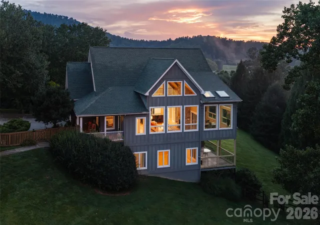 Photo 1 of Single family home for sale at 33 Bridle Path Dr, Barnardsville, NC 28709 | MLS# 4378002 | Listing updated on 2026-09-27