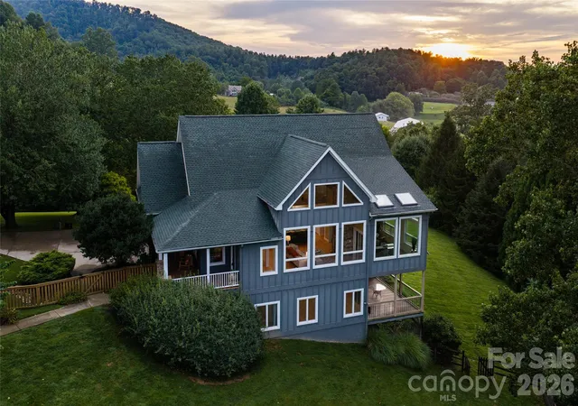 2nd image of 33 Bridle Path Dr, Barnardsville, NC 28709 | MLS# 4378002